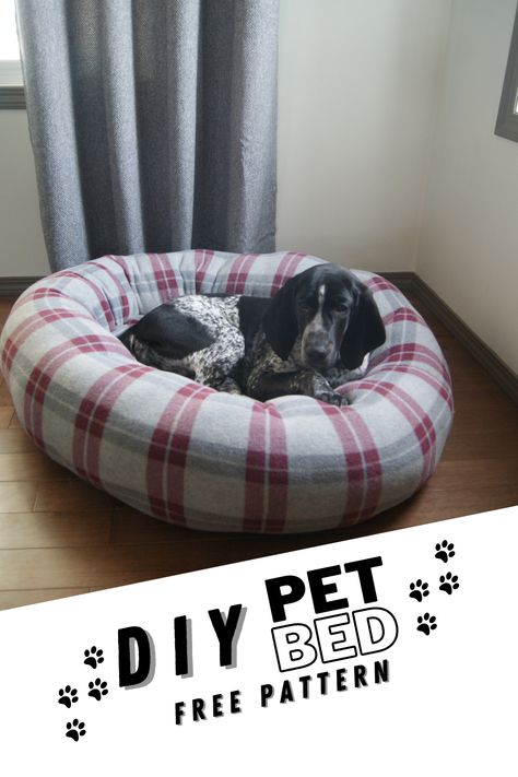 Diy Dog Bed Sewing, Dog Nesting Bed Diy, Small Dog Bed Sewing Pattern, Quilted Dog Bed Patterns, Dog Bed Tutorial, How To Make A Pet Bed, Diy Donut Dog Bed, Donut Dog Bed Sewing Pattern, Round Dog Bed Sewing Pattern