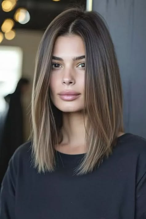 Shoulder Length Hair Ideas, Medium Length Hairstyles For Women, Balyage Hair, One Length Hair, Medium Length Hair Straight, Haircuts To Try, Black Hair Balayage, Medium Length Hairstyles, Straight Hair Cuts