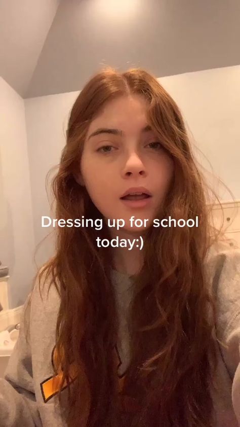 Grwm Tik Tok Videos, Tick-tock Videos, Sassy Girl, 1st Day Of School, Life Hacks For School, Glow Up Tips, Pinterest Girls, Charli D Amelio, Hairstyles For School