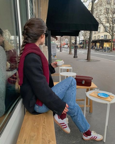 I Just Got Back From Paris—7 Color Trends French Women Are Loving | Who What Wear French Girl Outfits, Slogan Sweater, Burgundy Scarf, Wool Tights, Outfit Everyday, Full Midi Skirt, Flamboyant Gamine, Skandinavian Fashion, Uni Outfits