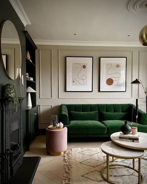 Clean Lines for Sleek Look Green Couches, Modern Green Living Room, Green Velvet Sofa Living Room, Velvet Couch Living Room, Green Sofa Living, Green Couch Living Room, Living Room Colour Schemes, Dark Green Living Room, Velvet Sofa Living Room