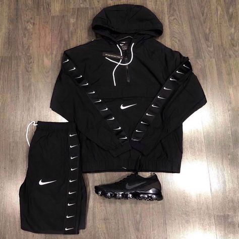 S A L I M | سليم on Instagram: “Pick one of 3️⃣ Left , Middel or Right ?” Men Fashion Black, Summer Swag Outfits, Nike Clothes Mens, Fire Clothes, Nike Clothes, Sport Model, Tomboy Chic, Hype Clothing, Swag Outfits Men