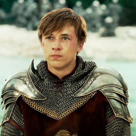 I use Peter from Narnia as Arthur and Susan's son Prince Edward Pendragon named after Susan's father King Edward of York. Peter Pevensie, Narnia Prince Caspian, Lucy Pevensie, Mermaid Movies, Narnia 3, William Moseley, Prince Caspian, I Love Cinema, Cs Lewis