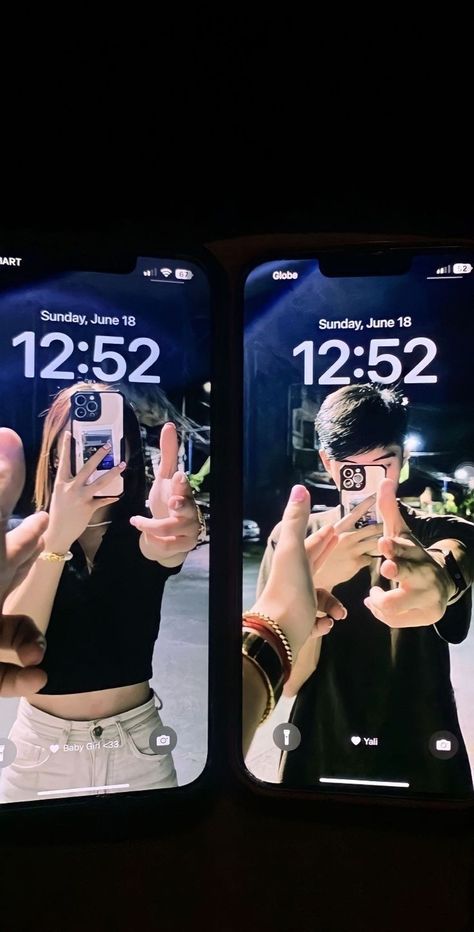 Couple Lockscreen Ideas, Cuple Goles Wallpaper, Simple Selfie Poses, Friend Videos, Gel Lak, Flipagram Instagram, Friend Pictures Poses, 사진 촬영 포즈, Couple Selfies