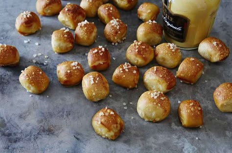 Pretzel Bites | King Arthur Flour: Chewy, buttery bite-sized pretzels, salty or sweet. Pretzel Bites Recipe, King Arthur Recipes, Pretzel Bites Recipes, King Arthur Flour Recipes, Soft Pretzel Recipe, King Arthur Baking, Pretzels Recipe, Dough Ingredients, King Food