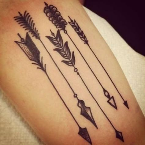 What Is The Meaning Of Arrow Tattoos #tattoomeanings Meaning Of Arrow Tattoo, Arrow Tattoo Design, Arrow Tattoo, Arrow Tattoos, Girly Tattoos, Tattoo Me, An Arrow, Family Tattoos, Pattern Tattoo