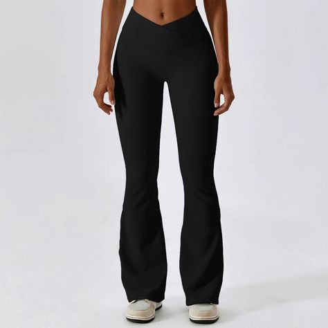 Elevate your workout attire with our Flare Leggings Workout Pants featuring Tummy Control. Designed for both style and functionality, these leggings offer a flattering silhouette with added support to keep you feeling confident during your workout. Upgrade your fitness wardrobe with comfort and style! 💪🏽✨ #TheBlackFriesian #FitnessFashion #activewear #workoutpants #workoutflarepants #Workoutset Women Gym Workout, Workouts Yoga, Yoga Bottoms, Gym Workouts Women, High Waist Wide Leg Pants, Workout Style, Bell Bottom Pants, Flare Leggings, Gym Leggings