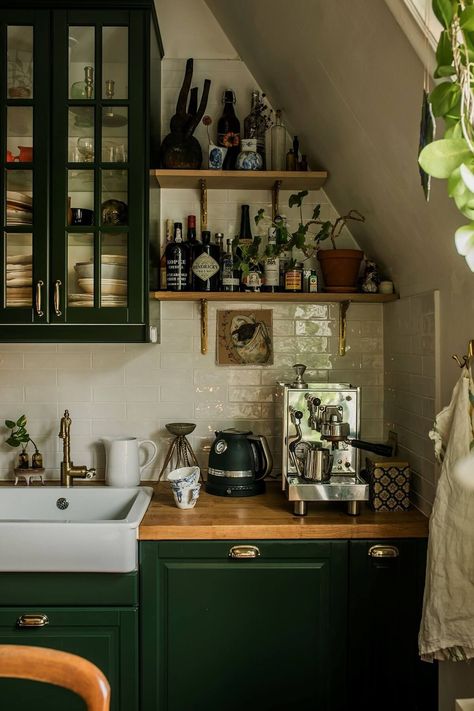 A Cozy Green Kitchen in a Vintage Attic Apartment 5 Dublin Apartment, Wooden Countertops Kitchen, Homes With Character, Kitchen Color Ideas, Whimsical Kitchen, House Owner, Small Apartment Kitchen, Attic Apartment, Real Kitchen