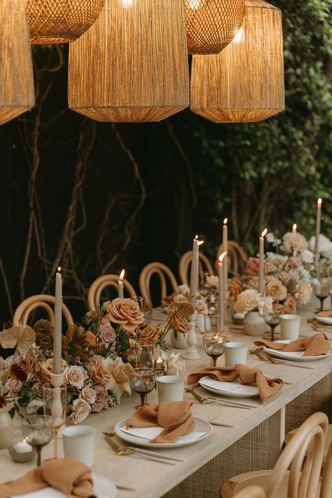 Brown Wedding Themes, Earth Tone Wedding, La Jolla Wedding, Wedding Color Pallet, Neutral Wedding Colors, Dream Wedding Decorations, Deco Nature, Dinner Table Setting, Dinner Table Decor