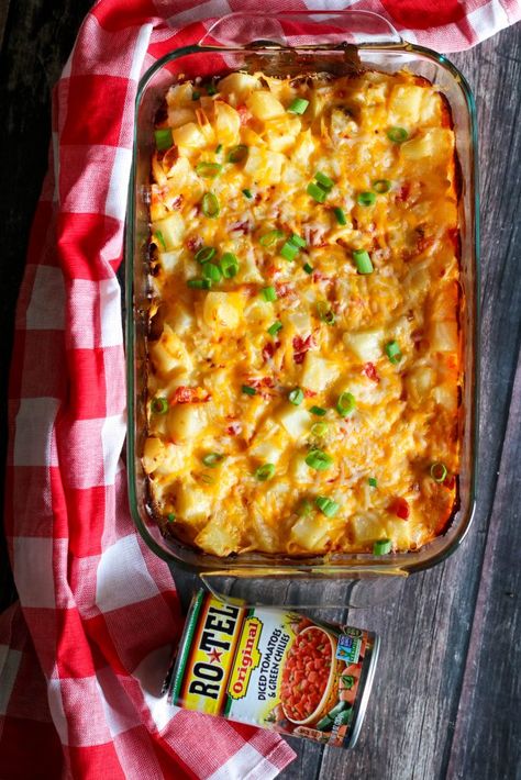 Spicy Cheesy Potatoes Cheesy Potato Burritos, Rotel Potatoes Recipe, Cheesy Potatoes Obrien, Taco Bell Cheesy Fiesta Potatoes, Mission Bbq Cheesy Potatoes, Cheesy Hash Brown Potatoes, Taco Bar Party, Football Parties, Cheesy Potatoes