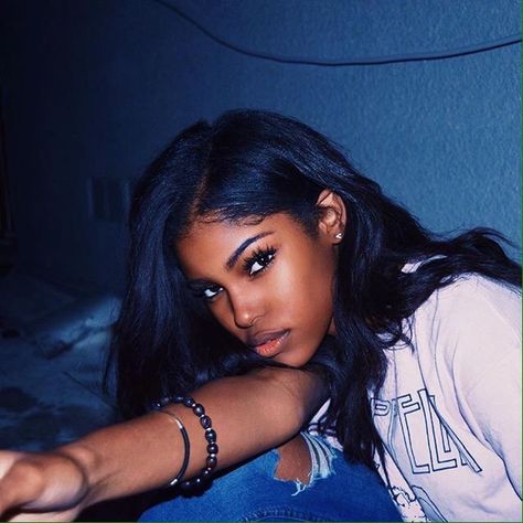 pinterest: @xpiink ♚ Angel Beauty, Looks Hip Hop, Pelo Afro, Dark Skin Beauty, Scene Hair, Melanin Poppin, Pretty Hair, Thug Life, Grunge Hair