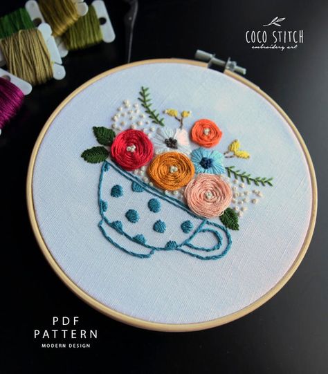 Cup Embroidery, Vintage Hand Embroidery, Hand Pattern, Hand Embroidery Videos, Diy Embroidery Patterns, Handmade Embroidery Designs, Hand Embroidery Projects, Embroidery Patterns Free, Hand Embroidery Pattern