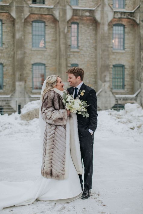 Winter bride wearing fur coat. Wedding Fur Coat, Romantic Winter Wedding, Wedding Fur, Winter Bride, Event Planning Company, Ceremony Music, Minnesota Wedding, Fox Fur Coat, Outdoor Photos