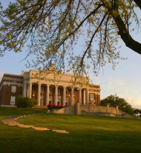 Van Meter Hall WKU  college-graffiti.com Western Kentucky University, Bowling Green, Dream College, My Old Kentucky Home, Alma Mater, Kentucky, Cool Places To Visit, University, Places To Visit