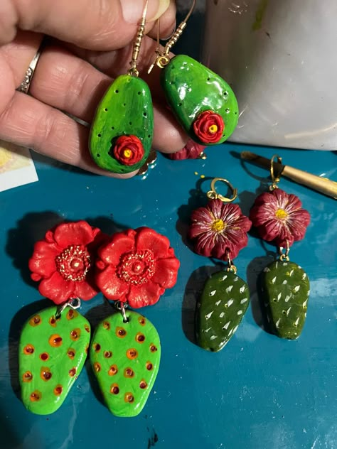 Mexican Style Clay Earrings, Mexican Polymer Clay, Cute Polymer Clay Earrings, Jewelry Mexican, Mexican Gifts, Clay Accessories, Mexican Earrings, Diy Earrings Polymer Clay, Handmade Clay Jewelry