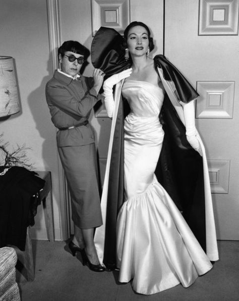 Edith Head Gowns | Edith Head Evening Gown | Edith Head Edith Head Designs, Edith Head Fashion, Carmen Dell'orefice, Best Costume Design, Edith Head, Hollywood Costume, Glamour Vintage, Romantic Novel, Design Moda