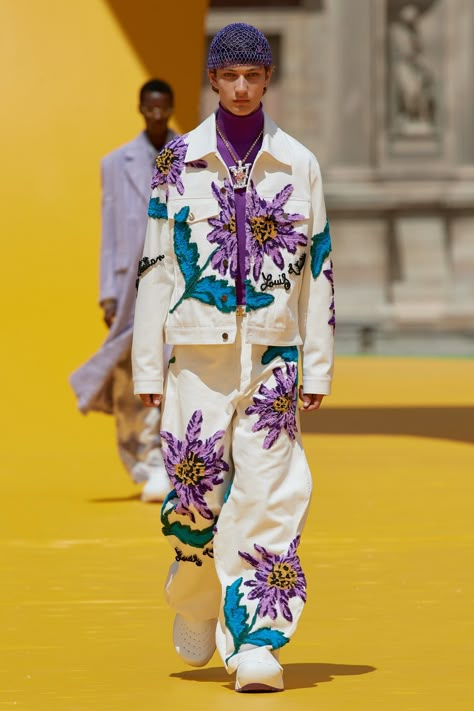 Louis Vuitton Spring 2023 Menswear Collection | Vogue Lv Fashion Show, Louis Vuitton Fashion Show, Paris Fashion Week Runway, Lv Fashion, Men Fashion Show, Louis Vuitton Fashion, Louis Vuitton Men, Spring 2023, Paris Fashion