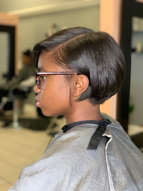 Tuck Behind Ear Short Hairstyles, Short Bob Relaxed Hair, Short Bob Haircuts Black Women, Ear Length Hairstyles For Black Women, Short Relax Hairstyles Black Women, Pixie Bob Haircut Black Women, Short Pixie Haircuts For Black Women, Relaxed Short Hairstyles For Black Women, Short Relaxed Hairstyles For Black Women