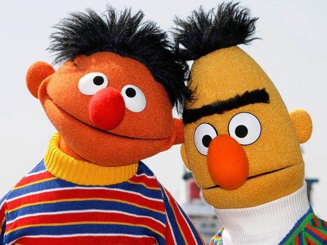 40 years of Sesame Street in Germany Epi Y Blas, Bert Sesame Street, Beto Y Enrique, Ernie And Bert, Ernie Und Bert, Die Muppets, Bert And Ernie, Bert & Ernie, Sesame Street Muppets