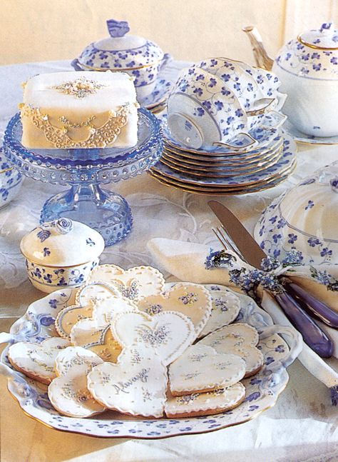 Blue And White Dishes, Blue And White Plates, Victoria Magazine, Blue Tea, White Dishes, English Tea, White Plates, My Cup Of Tea, Tea Service