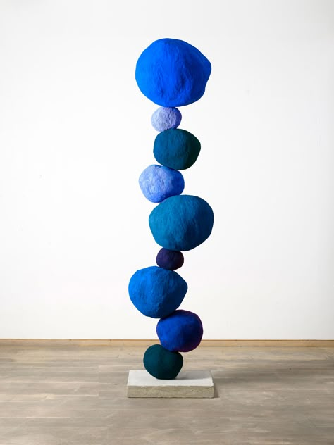 Colourful Sculpture Art, Monochromatic Sculpture, Colored Sculpture, Stacking Sculpture, Annie Morris, Stacked Ceramic Sculpture, Blue Art Installation, Blue Sculpture, Large Scale Sculpture Art Installations