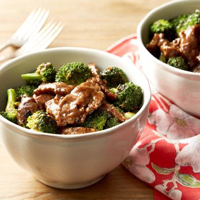 Beef With Broccoli by Ree Drummond Sticky Orange Chicken, Beef With Broccoli Recipe, Wellington Food, The Pioneer Woman Recipes, Chinese Beef And Broccoli, Takeout At Home, When I Am Gone, Jet Tila, Food Network Recipes Pioneer Woman