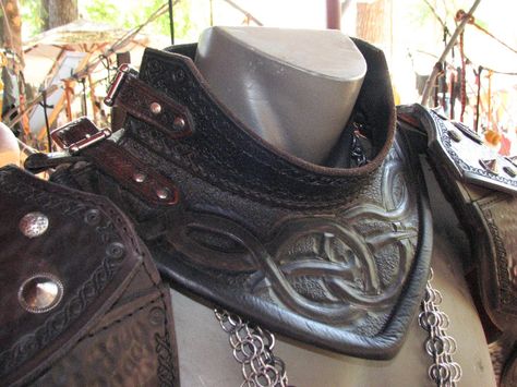 Black Leather Hand Tooled and Hand by LederherrDesignGroup on Etsy, $625.00 Leather Armor, Larp Costume, Balenciaga City Bag, Larp, Black Leather, Shoulder Bag, Trending Outfits, Unique Jewelry, Leather