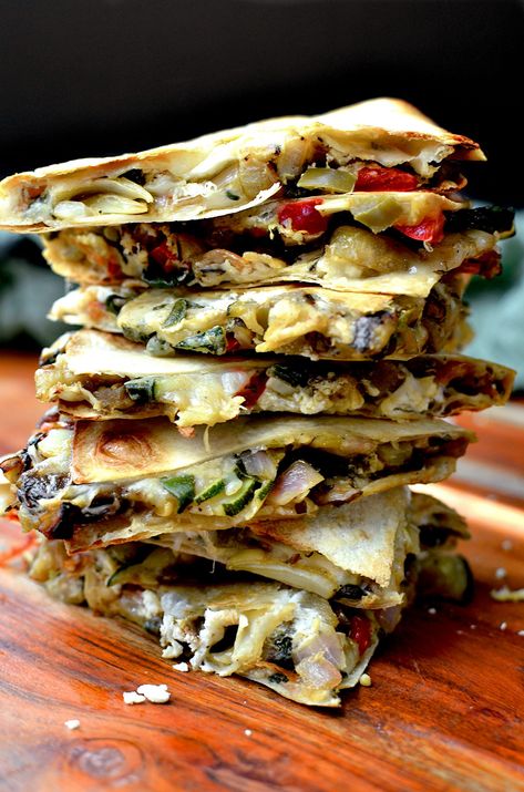 Pesto Portabella Mushrooms, Goat Cheese Quesadilla, Goat Cheese Wrap, Pesto Quesadilla, Vegetable Quesadilla, Pesto Goat Cheese, Veggie Quesadilla, Mexican Snacks, 2024 Recipes