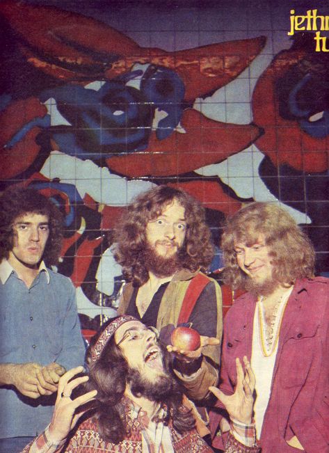 Jethro Tull. 1971 Ian Anderson, Mike Oldfield, Jethro Tull, Heavy Rock, Good Old Times, Progressive Rock, Rock Legends, Him Band, Music Icon