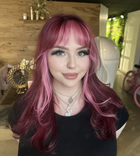 Pink And Magenta Hair, Pink Hair Red Tips, Berry Red Hair, Berry Pink Hair, Red And Pink Hair, Color Block Hair, How To Have Style, Two Toned Hair, Red Hair Inspo