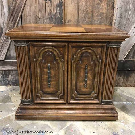 Goodwill accent table gets a makeover. See how to paint furniture with layers on this ornate vintage cabinet in shades of blue. #paintedfurnitureideas #paintedfurnituretechniques #layeringpaintonfurniture howtopaintlayers #furniturepaintingtechniques #bluepaintedfurniture #lightbluepaintedfurniture Ornate Furniture Makeover, Ornate Dresser Makeover, Ornate Dresser, Paint On Furniture, Paint Makeover, Blue Painted Furniture, Hand Painted Dressers, Furniture Painting Tips, Painted Dressers