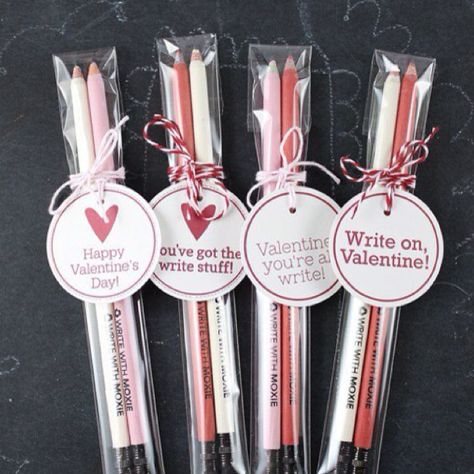 Pinterest Valentines, Valentines Day Gifts For Him Boyfriends, Valentine Favors, Happy Hearts Day, Valentine's Ideas, Be Mine Valentine, Valentine Party, Valentines Crafts, My Funny Valentine