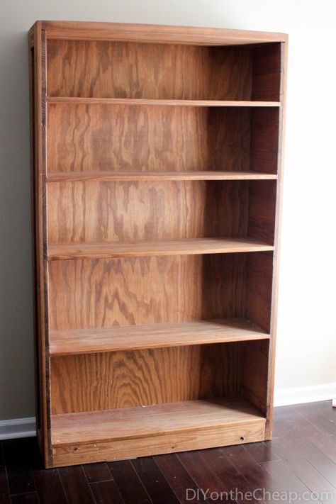 Bookshelf Makeover Diy, Refurbished Bookshelf, Refurbished Bookcase, Easy Diy Bookshelf, Best Bookshelves, Cheap Bookcase, Cheap Bookshelves, Shelf Makeover, Bookshelf Makeover