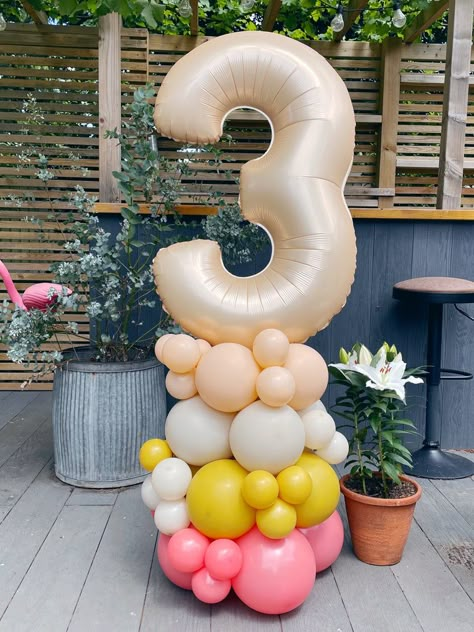 Foil Number Balloons Decoration, Balloon Garland With Number, Stand Up Balloon Garland, Balloon Floor Decor, Number Standee With Balloons, Arch With Balloon Garland, Number 2 Birthday Decoration, Pvc Balloon Arch Diy, Number Party Decorations