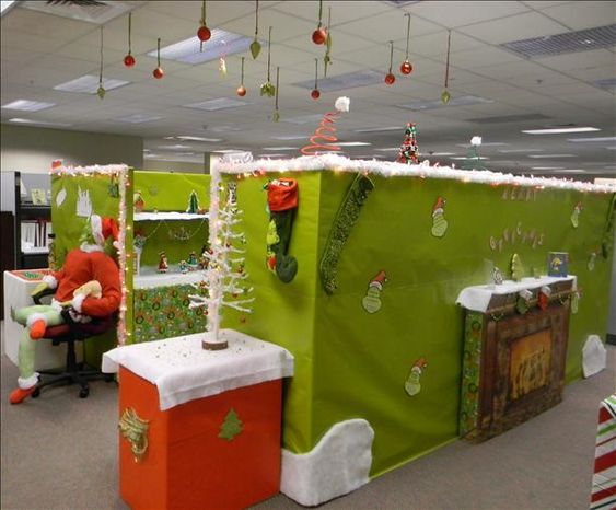 21 Simple Office Christmas Decoration Ideas Which Are The Best ...