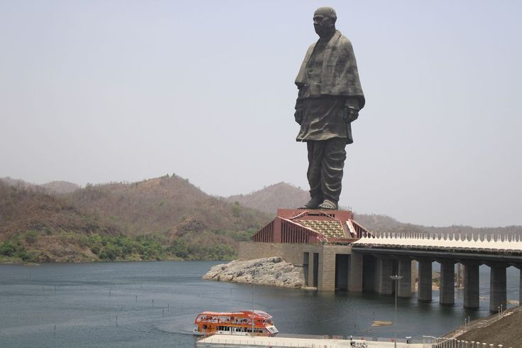 Statue of Unity Statue Of Unity, Narmada River, One Day Trip, Tourist Places, Best Places To Visit, Tour Guide, Day Trip, Beautiful Gardens, Cool Places To Visit