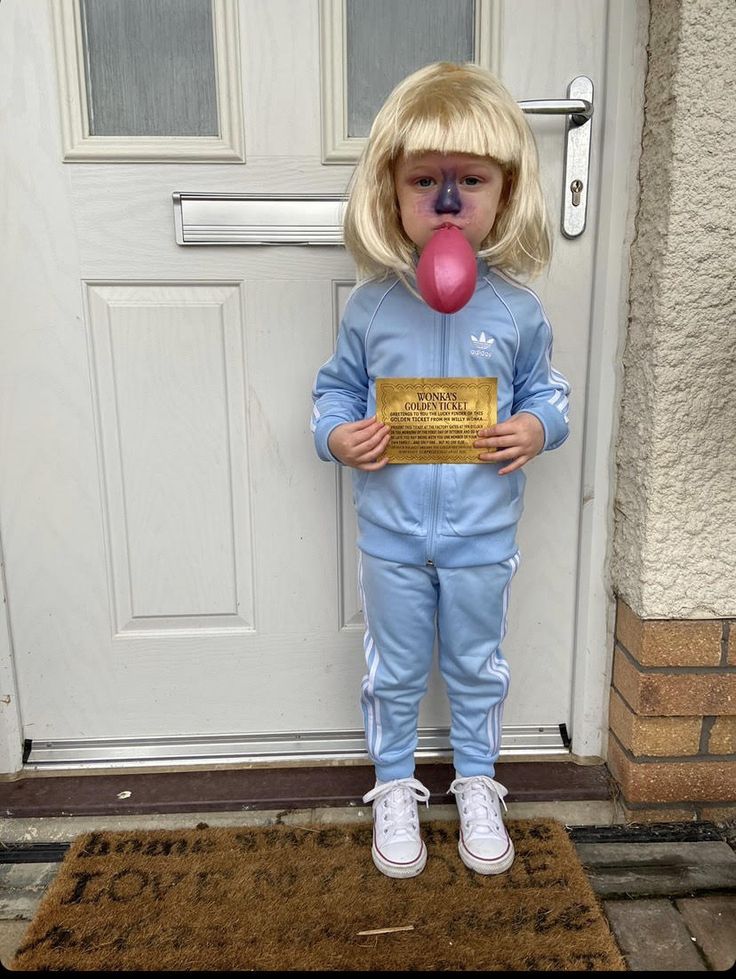 Easy World book Day Costumes | Book day costumes, World book day ...