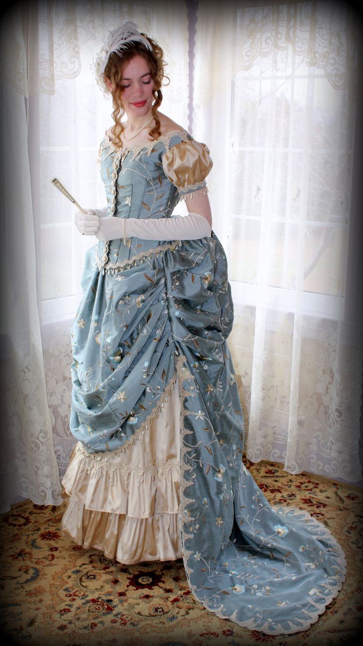 Victorian Bustle Gown / Dress - Ready to Wear. $650.00, via Etsy. Victorian Bustle, Historical Gowns, Victorian Dresses, Bustle Dress, Victorian Costume, Old Fashion Dresses, Century Dress, Dress Idea, Old Dresses