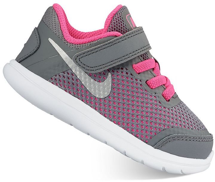 Nike Flex Run 2016 Toddler Girls' Athletic Shoes Nike Shoes Girls Kids, Nike Shoes High Tops, Nike Shoes Blue, Shoes For Toddlers, Adidas Baby, Casual Shoes Outfit, Nike Shoes Girls, Black Nike Shoes