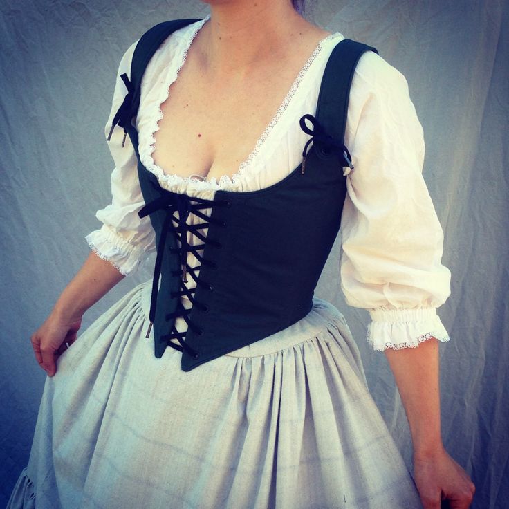 Renaissance Festival Corset Bodice- Laces in front and back Ren Faire Costume by PeriodCorsets on Etsy https://www.etsy.com/listing/60110069/renaissance-festival-corset-bodice-laces Ren Faire Costume, Fest Outfits, Festival Skirts, Medieval Costume, Bodice Dress, Corset Bodice, Medieval Dress, Historical Dresses, Fantasy Fashion