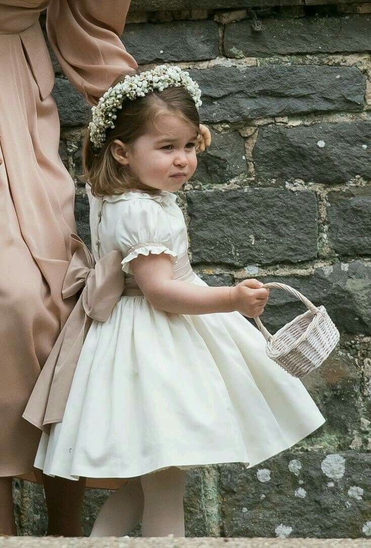 Pippa Middleton Photos, Pippas Wedding, Pippa Middleton Wedding, Harry Wedding, Herzogin Von Cambridge, Princesa Charlotte, James Matthews, Meghan Markle Wedding, Satin Flower Girl Dress