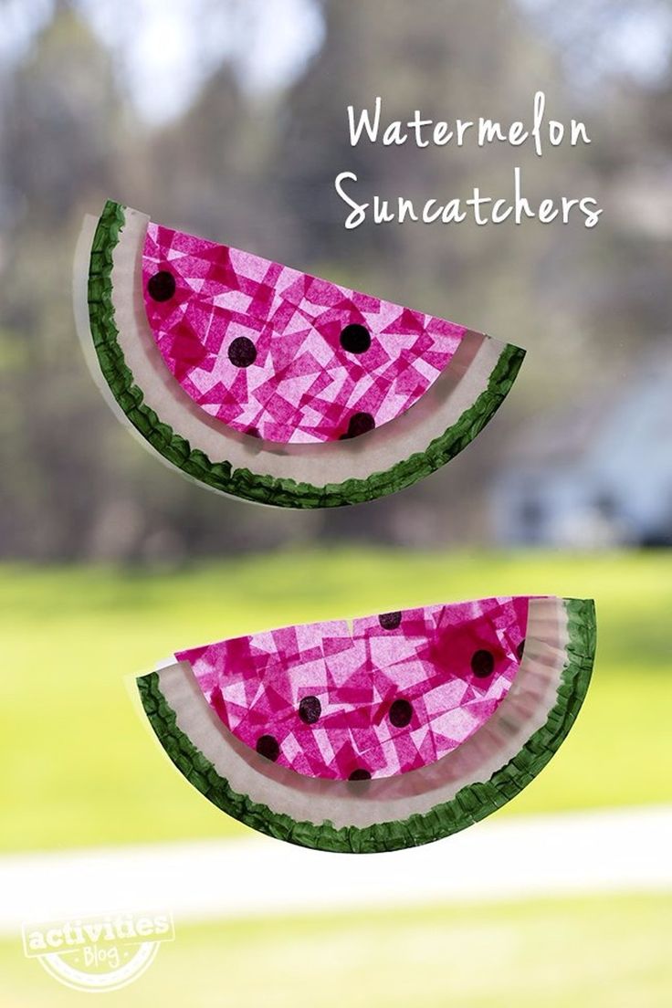 paper plate watermelon sun catchers with black dots