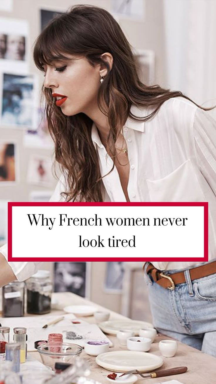 Why French women don't look tired French Lady Aesthetic, French Way Of Life, French Women Lifestyle, French Looks For Women, French Lifestyle Parisian Chic, French Women Hair, French Fashion Chic, French Outfit Style Parisian Chic, French Women Hairstyles