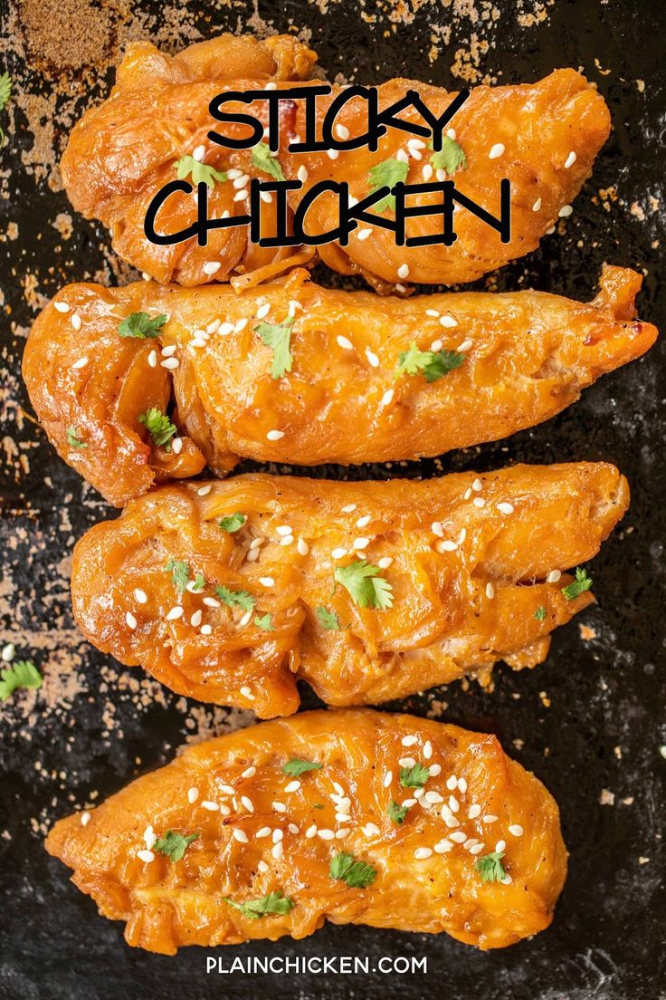 chicken wings with sesame seeds and seasoning on top