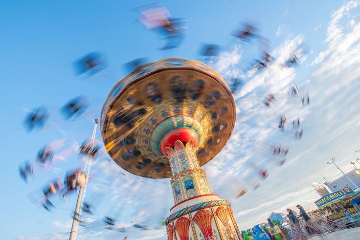 blurry photograph of an amusement park ride