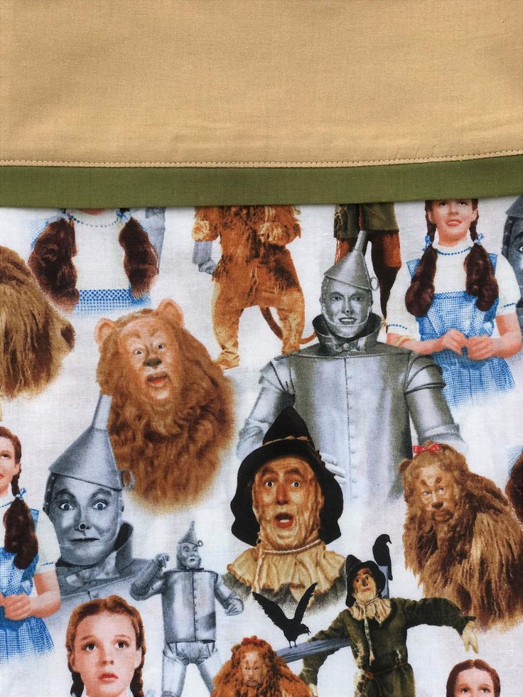 the wizard's collage is shown on this bag