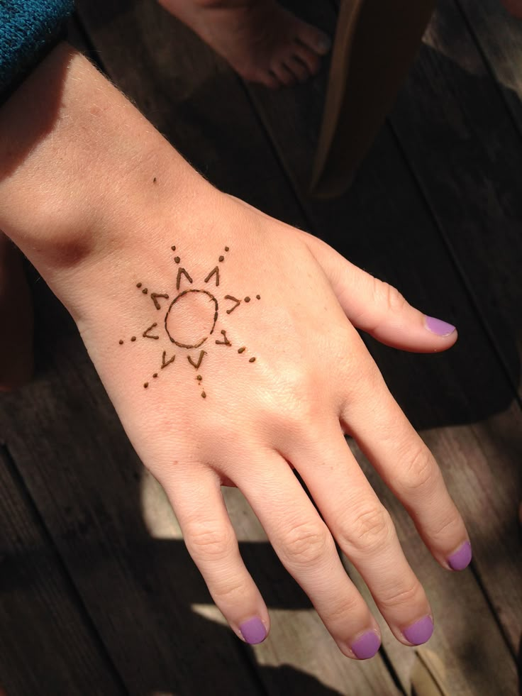 Simple sun henna  Henna  tattoo designs  Small  henna  