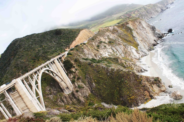 the bixby bridge in big sur, california is one of the most famous bridges in the world