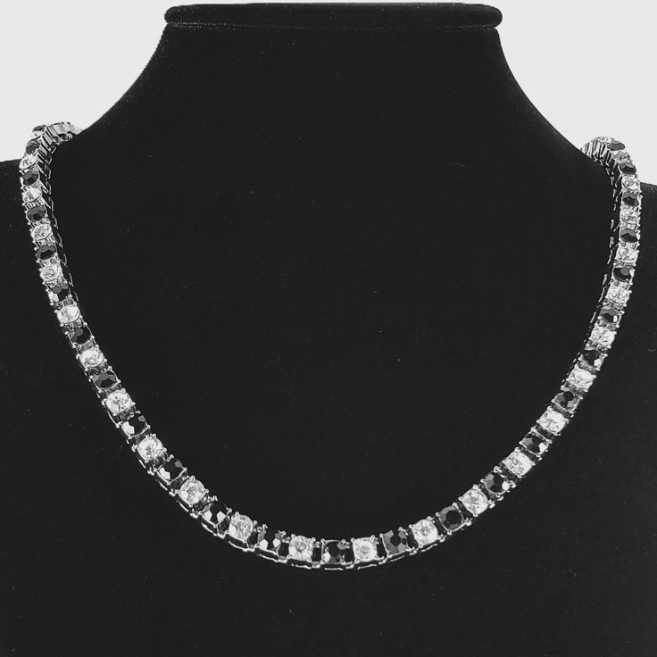 Brand New Women's Black Onyx & Diamond Tennis Necklace Details: Length - 22" Width 4mm 18k White Gold Plated Sterling Silver Genuine 2ct Lab Created Diamonds & 2ct Natural Black Onyx Gemstones Retail Price $400 Buy With Confidence From A Top Rated Seller W/ A 99%+ Feedback Rating. A0436 (Id-248) Formal Black Spinel Jewelry With Diamond Accents, Classic White Gold Jewelry With Black Spinel, Classic Jewelry With Black Diamonds And Black Spinel, White Gold Black Spinel Gemstone Jewelry, Fine Jewelry With Black Spinel And Diamond Accents, Fine Jewelry With Diamond Accents And Black Spinel, Fine Black Spinel Jewelry With Diamond Accents, Formal Black Necklace With Box Chain, Luxury White Gold Jewelry With Black Spinel