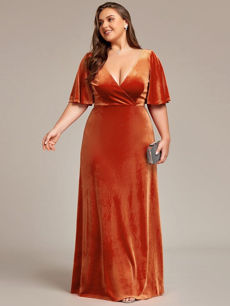 Featuring a double V neckline and ruffles sleeves, this stylish plus size velvet maxi evening dress is your perfect choice for the first event in Fall! Find top quality velvet v neck evening dress for curvy women from Ever Pretty.
Fit: Please refer to Size Chart.
Closure: It is Concealed Zipper Up The Back.
Undergarments: It is Not Padded, with Lining.
Fabric: The garment comprises velvet.
Stretch: Fabric is Low Stretch. Quencinera Dresses, Dark Purple Bridesmaid Dresses, Bustle Dresses, Burnt Orange Bridesmaid Dresses, Quincenera Dresses, Summer Evening Dress, Ruffles Sleeves, Party Dresses With Sleeves, Burgundy Evening Dress